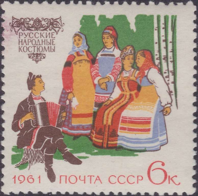 История, культура, традиции: национальные костюмы республик СССР